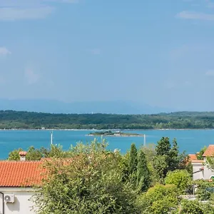 Apartman F-1, Klimno